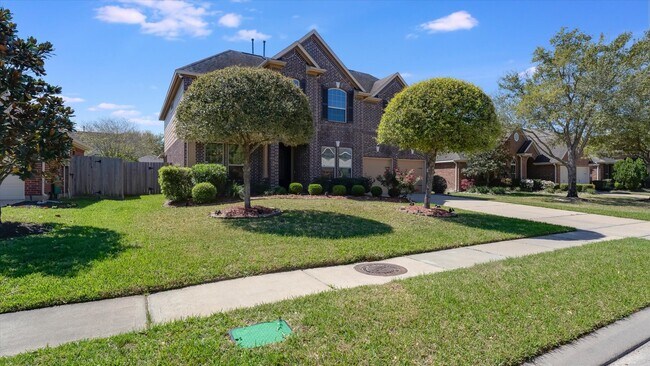 Foto del edificio - 17915 Quiet Loch Ln