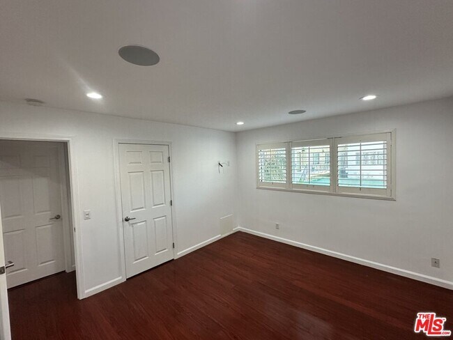 Foto del edificio - 2721 2nd St