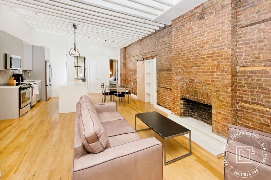 Foto principal - 84 Franklin St