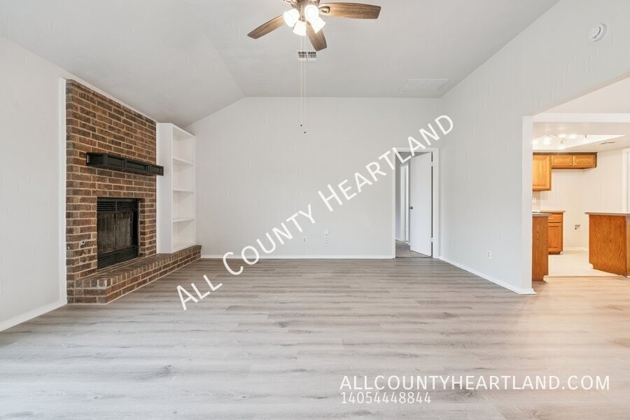 Photo - 8408 Stonewood Dr-