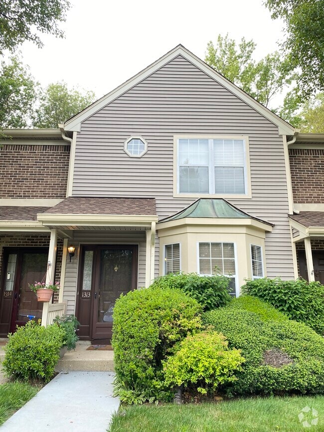 Building Photo - 1313 Juniper Ct