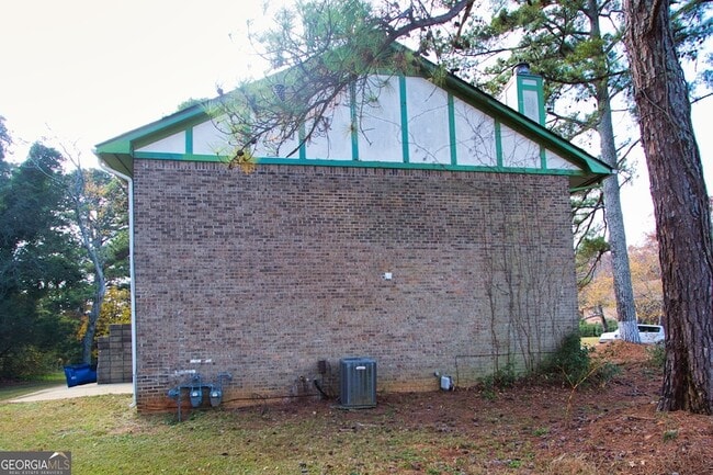 Foto del edificio - 2139 Golfview Dr SE