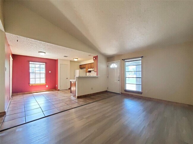 Building Photo - 2400 Berkett Dr