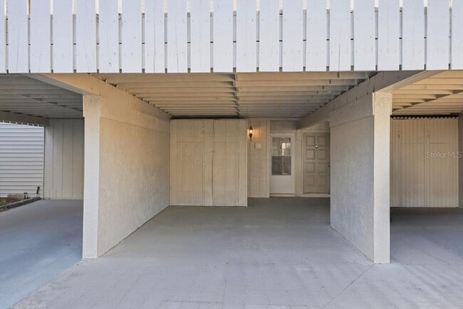 Foto del edificio - 1404 Oak Pl