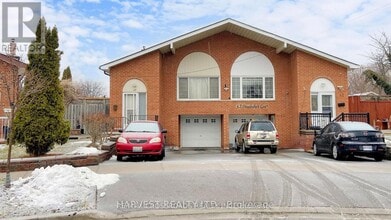 Building Photo - 40 Greenhedges Ct