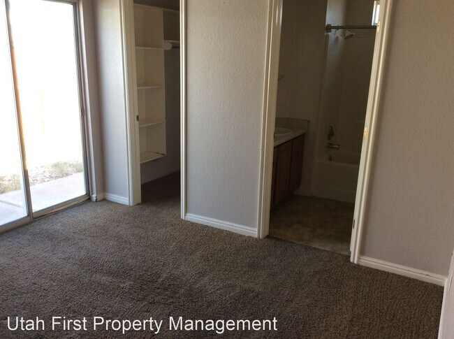 Foto del edificio - 3 br, 2 bath House - 127 S. 1930 West