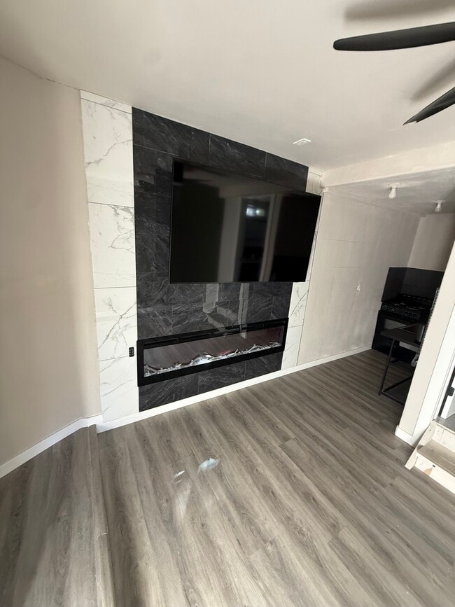 Building Photo - 311 Verllonia St