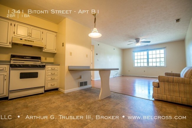 Building Photo - 1341 Bitonti St