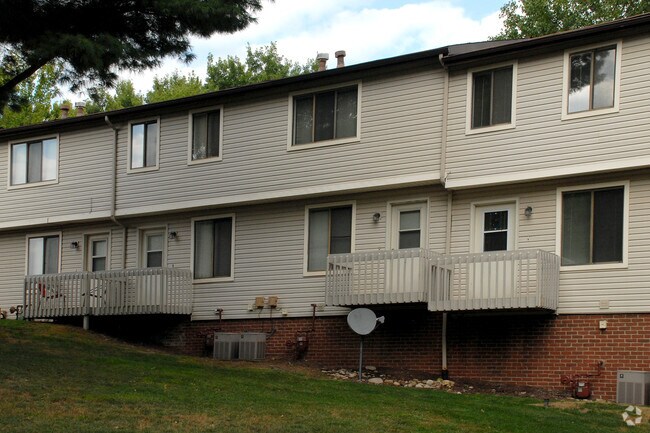 Foto del edificio - Shangri-La Townhomes