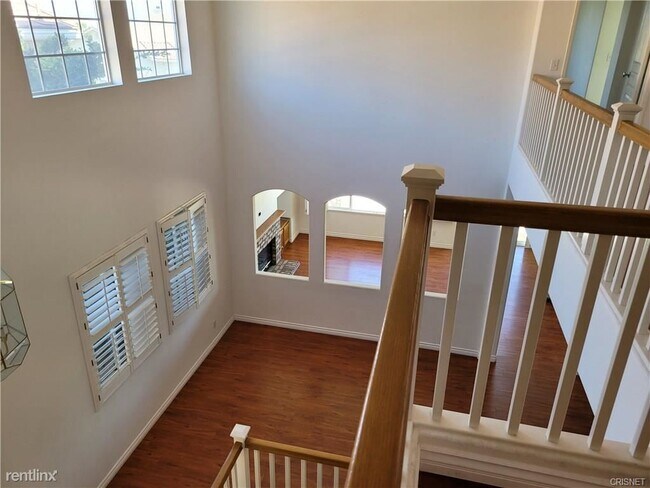 Building Photo - 5 br, 2.5 bath House - 11774 Oakhurst Way