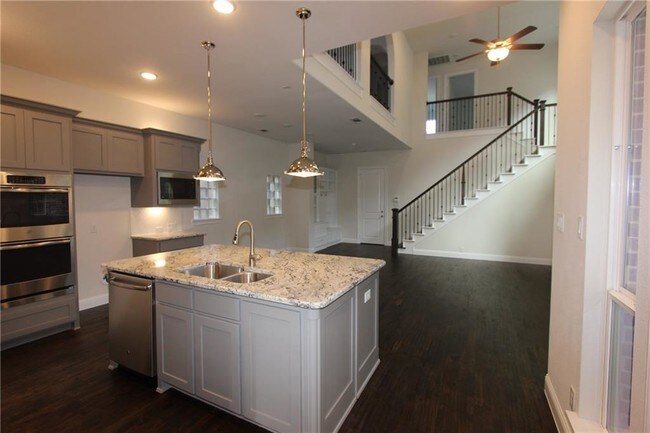 Foto del edificio - 7316 Van Tuyl Pkwy