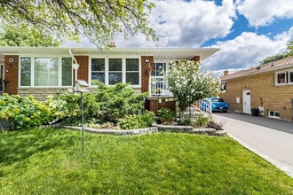 Building Photo - 59 Vanguard Dr