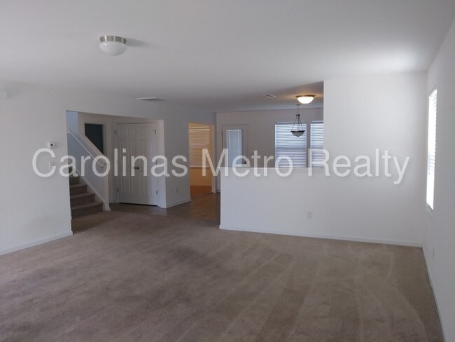 Foto del edificio - 1521 Van Ness Rd