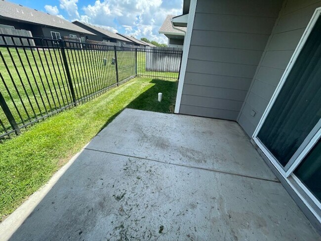 Building Photo - For Rent – Beautiful 3 Bed | 2 Bath Single-Family Home in Valley Center School District