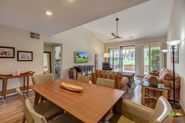 Foto del edificio - 11 Palma Dr