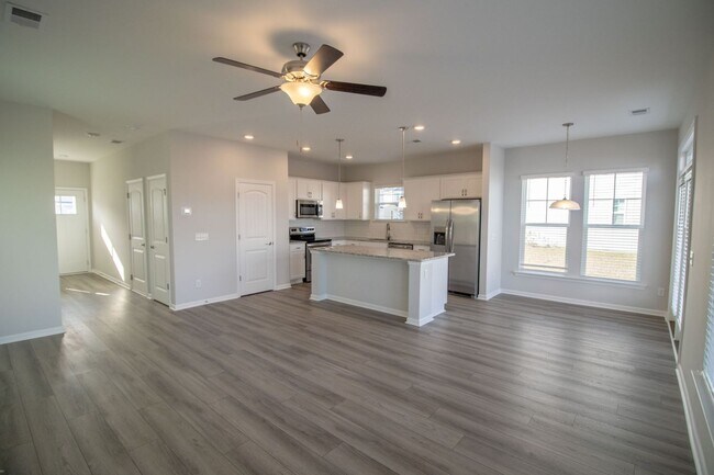 Foto del edificio - Bradley Pointe
