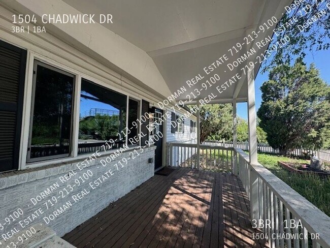 Foto del edificio - 1504 Chadwick Dr