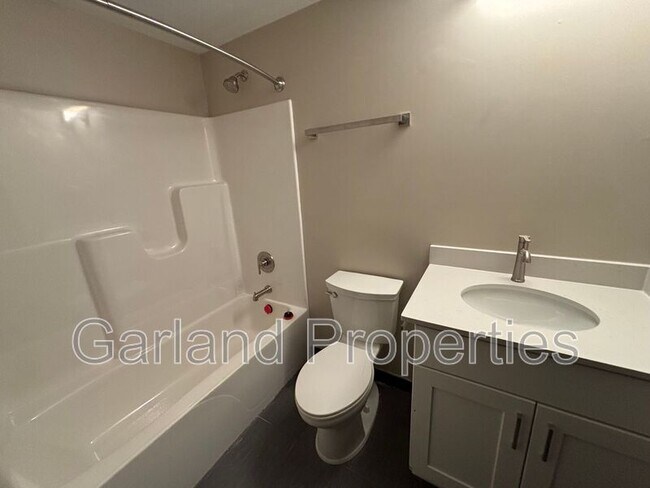 Foto del edificio - 34 1st St NE