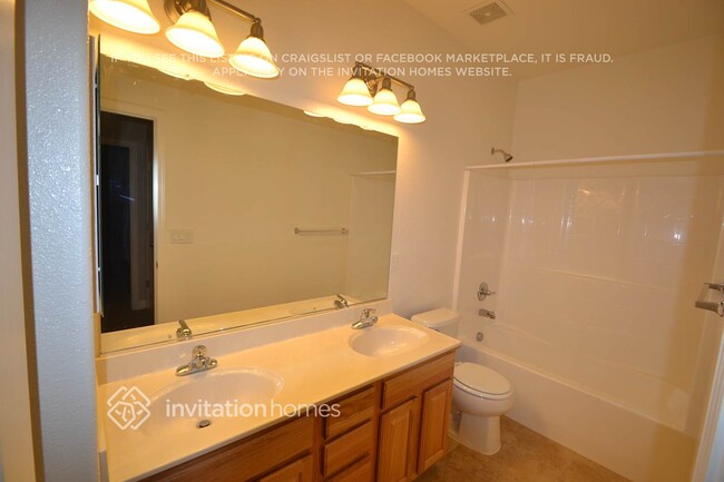Building Photo - 5289 Moonlit Bay Way