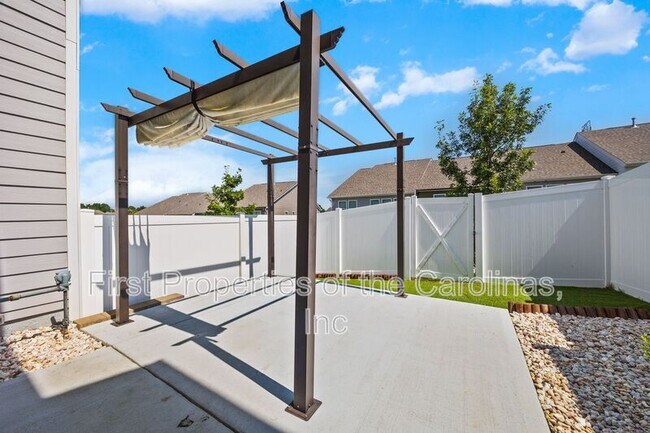 Building Photo - 1245 Pebble Grove Dr
