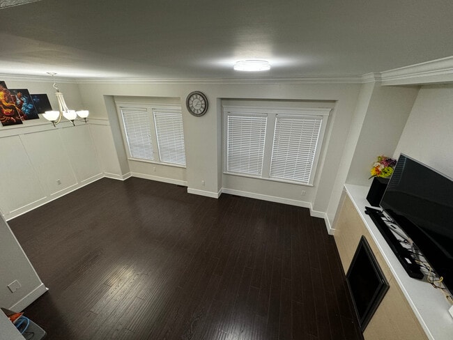 Living space 1 - 8358 121A St