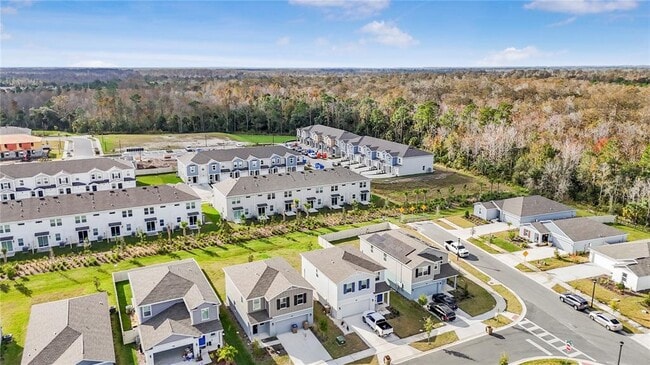 Building Photo - 2743 Skyline Lp