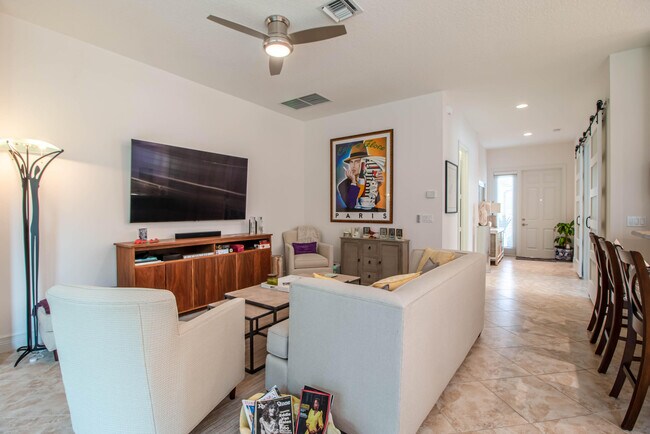 Building Photo - 8717 Sunbeam Mountain Terrace