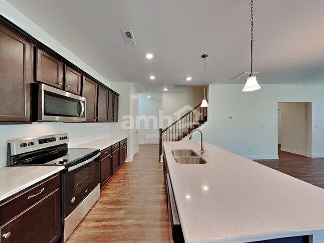 Building Photo - 134 Keyser Dr