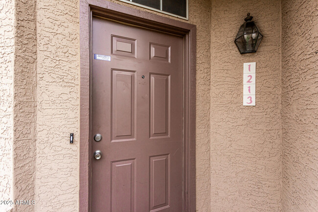 Foto del edificio - 2875 W Highland St