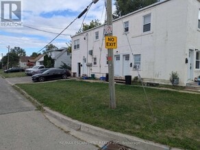 Building Photo - 63 Pelham Rd