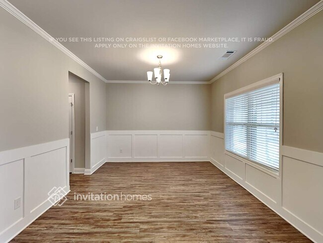 Foto del edificio - 243 Sage Dr