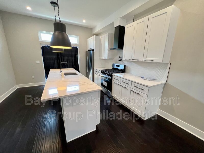 Foto principal - 1743 N Marshall St