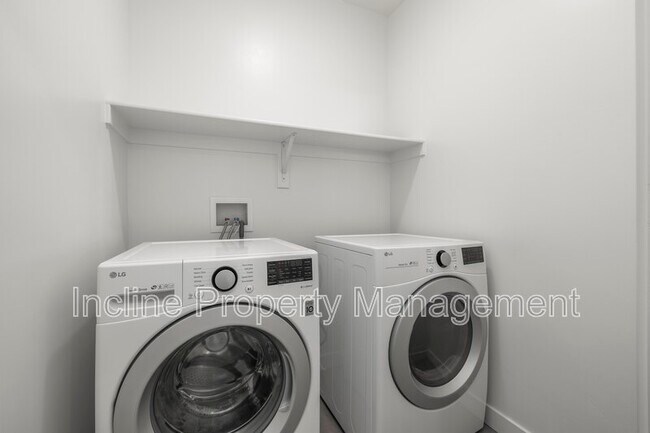 Foto del edificio - 407 S Meadow Garden Rd