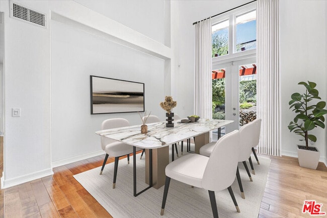 Foto del edificio - 1535 Verde Ridge Ln