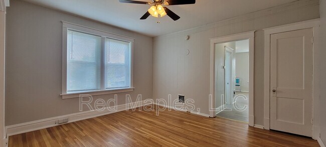 Foto del edificio - 3741 Bamberger Ave