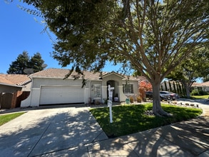 Building Photo - 2450 Martin Anthony Ct