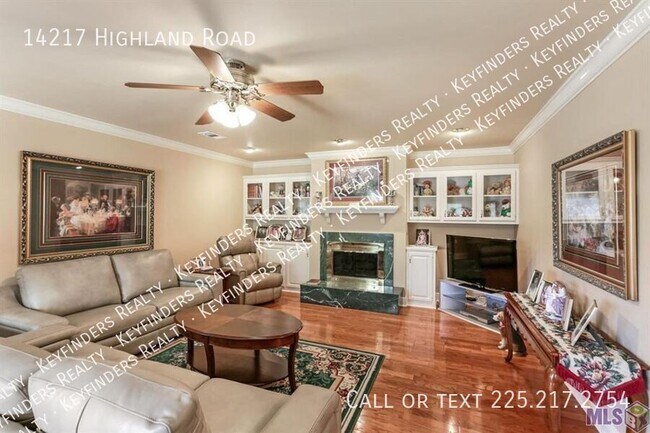Foto del edificio - 14217 Highland Rd