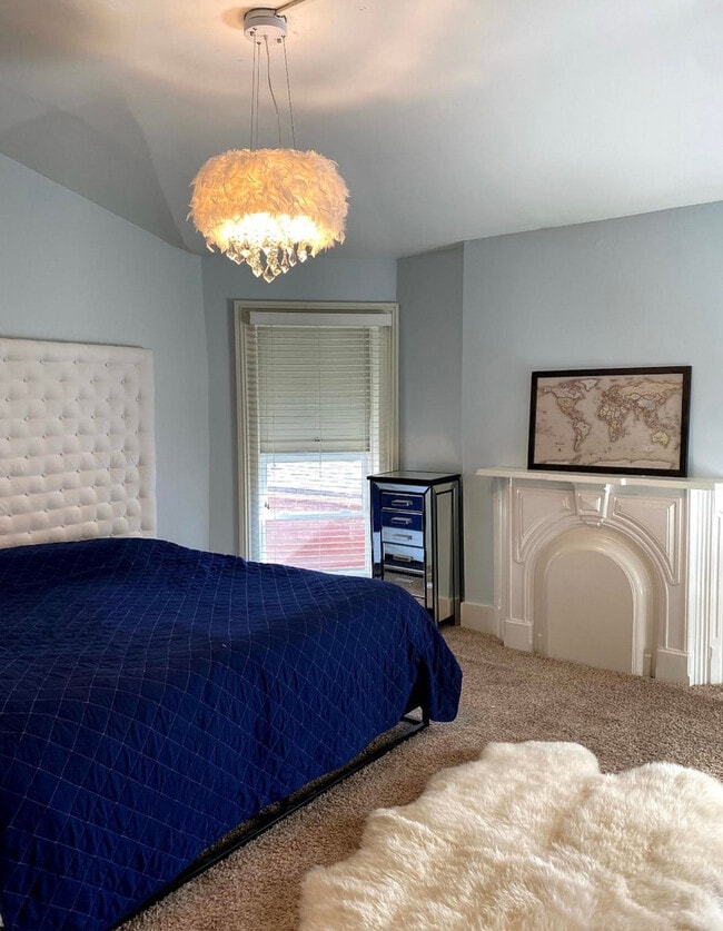 Foto del edificio - 124 E Oak St