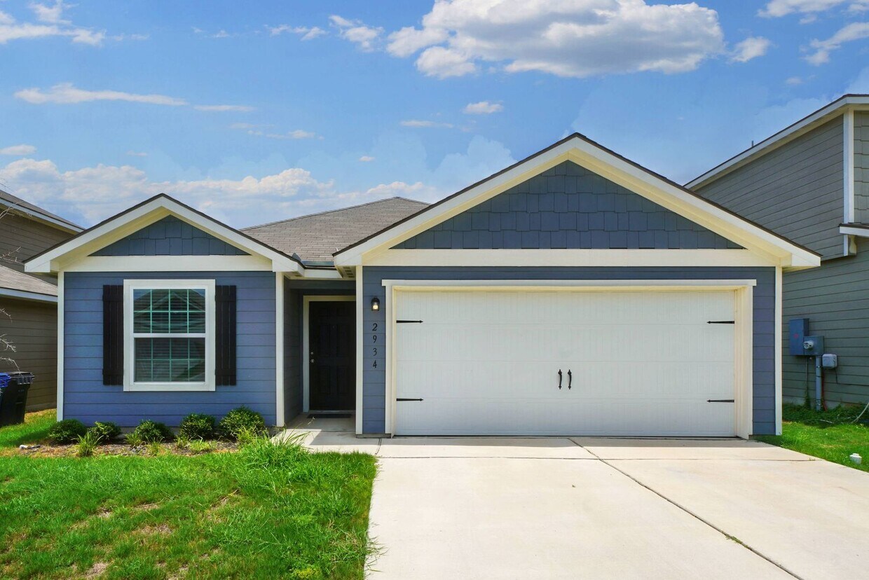 Primary Photo - Newer 3-Bedroom. 2-Bathroom Home Now Avail...