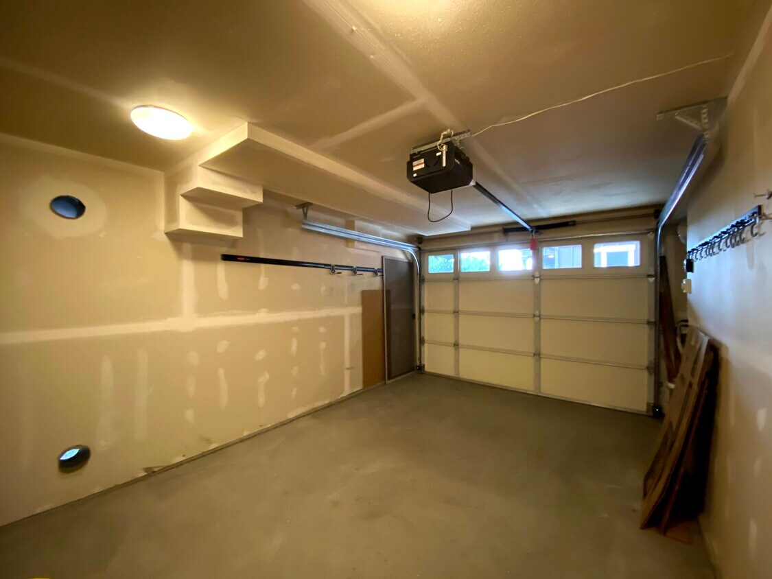 garage - 1741 25th Avenue South