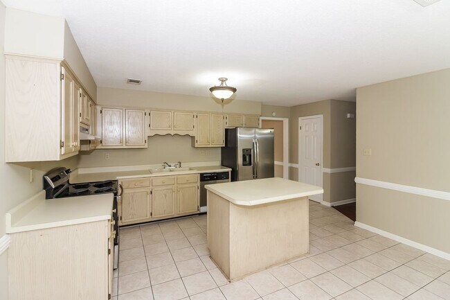 Building Photo - Gorgeous Cordova Home