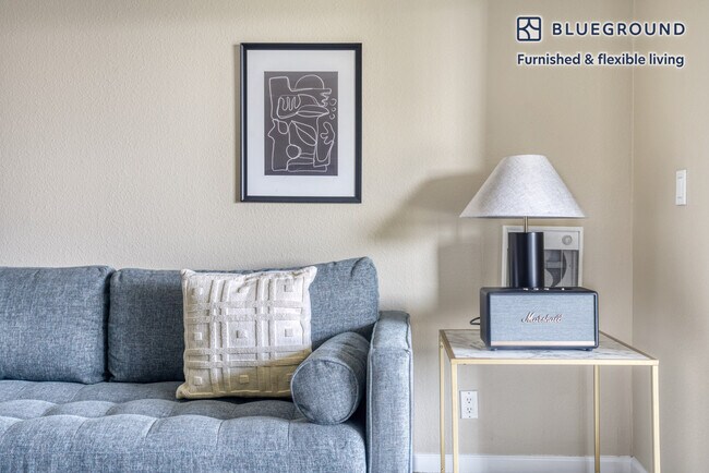 Foto del edificio - 788 Edgewater Blvd