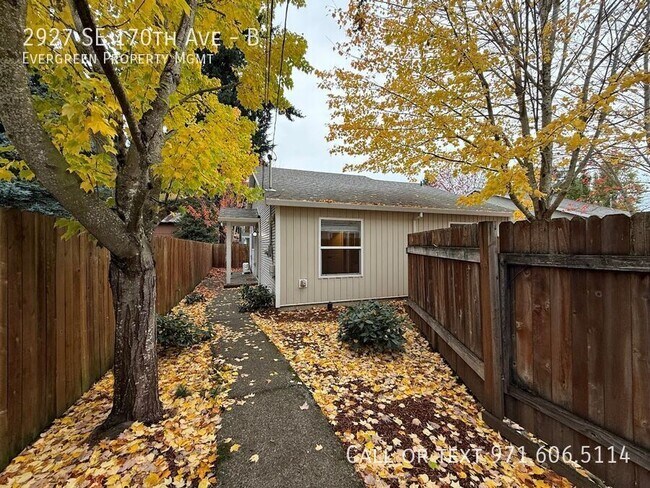 Photo - 2927 SE 170th Ave Apartment