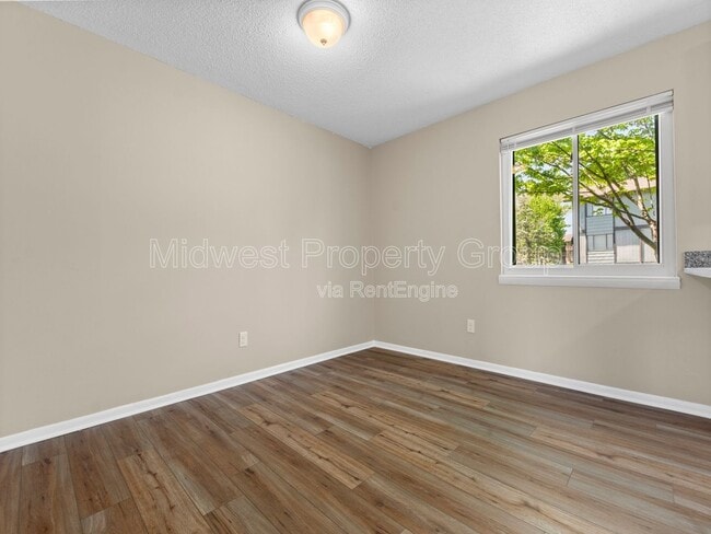 Building Photo - 78 Lemans Ct