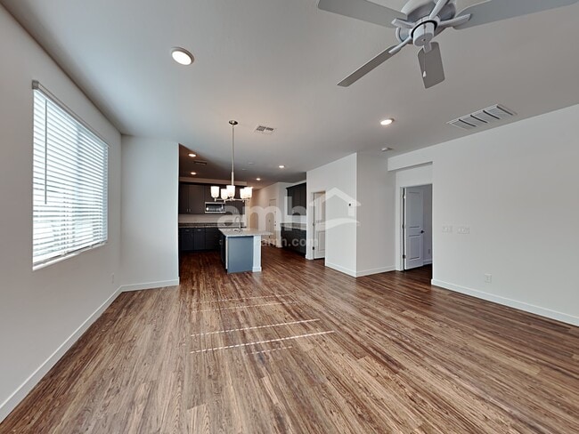 Foto del edificio - 4313 S 105th Dr