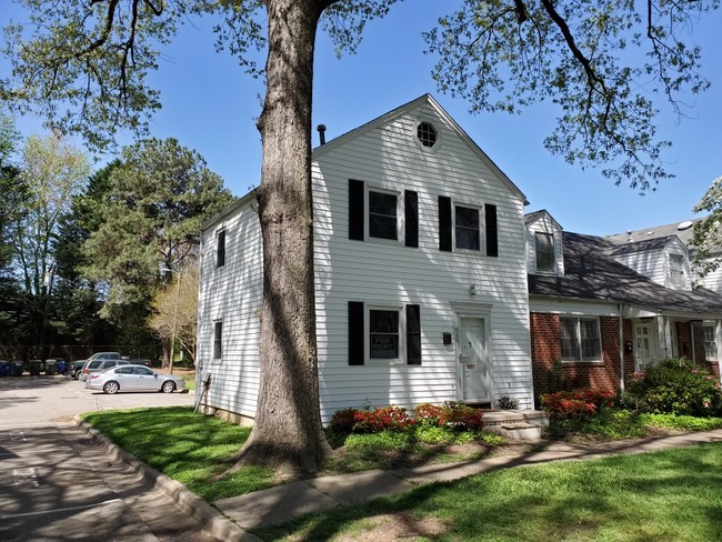 Front exterior - 935 St Marys St