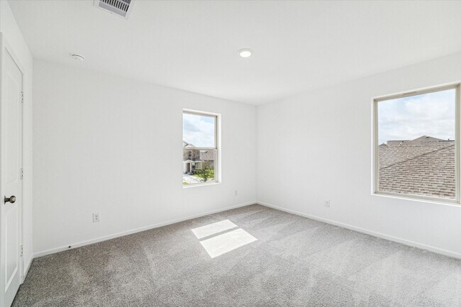 Foto del edificio - 9923 Oakheath Blf Dr
