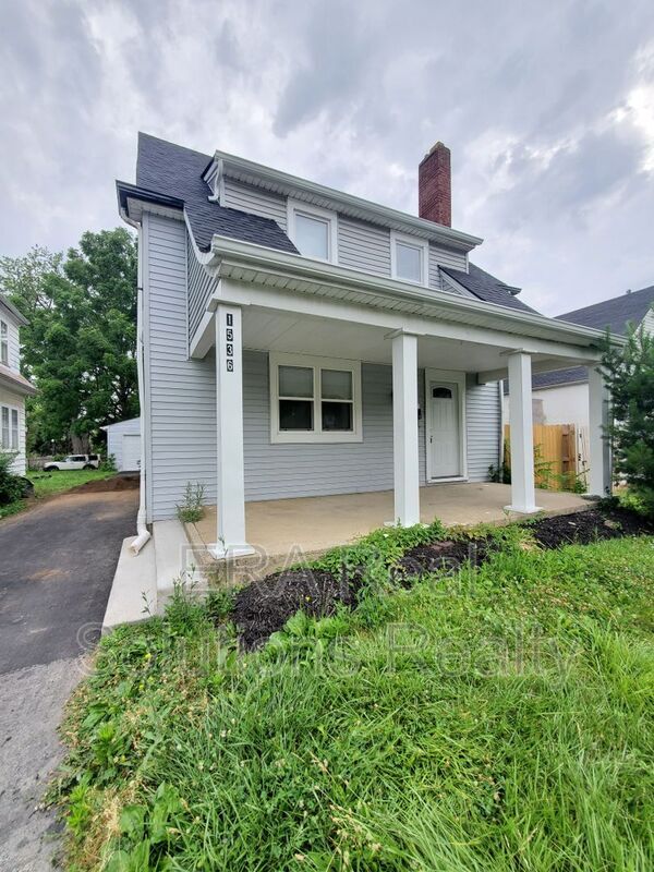 Primary Photo - 1536 E Weber Rd