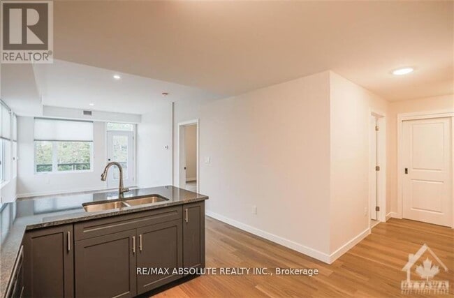 Building Photo - 5992 Hazeldean Rd