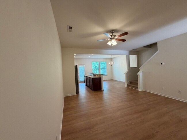 Foto del edificio - 3BD/2.5BA townhome w/ garage in Flowers Plantation in Clayton!